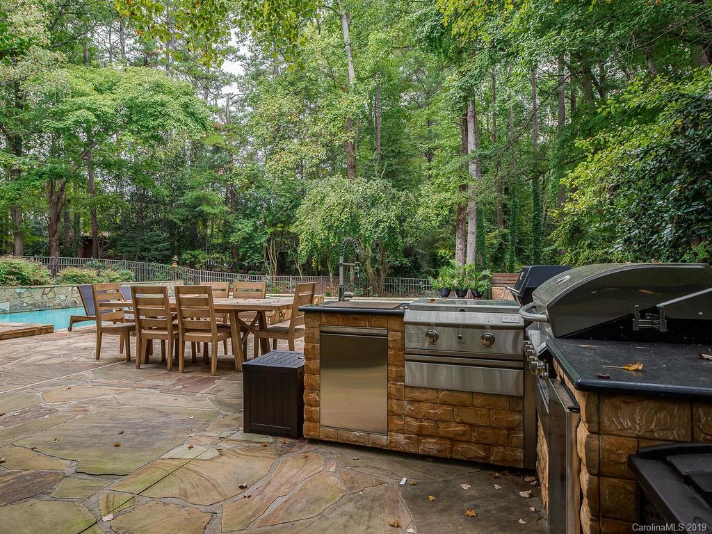 7542 Valleybrook Road Charlotte, NC 28270 - Photo 39 of 48 Gallery Image 39