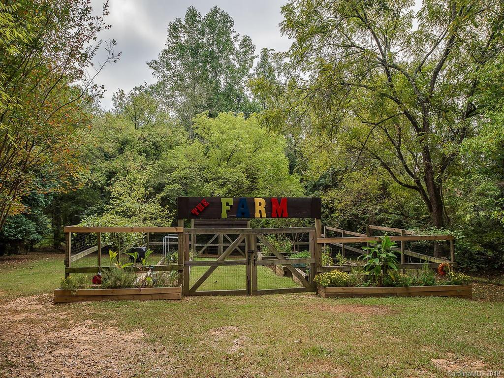 7542 Valleybrook Road Charlotte, NC 28270 - Photo 43 of 48 Gallery Image 43
