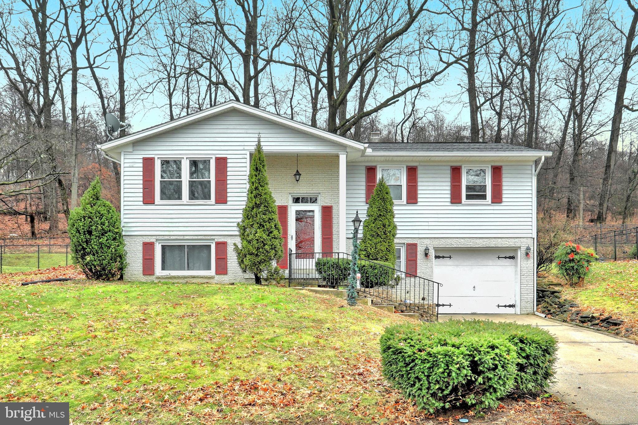 596 Norman Road York, PA 17406 - Photo 1 of 30 Gallery Image 1