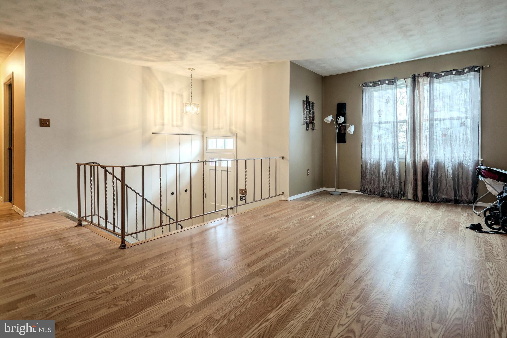596 Norman Road York, PA 17406 - Photo 12 of 30 Gallery Image 12