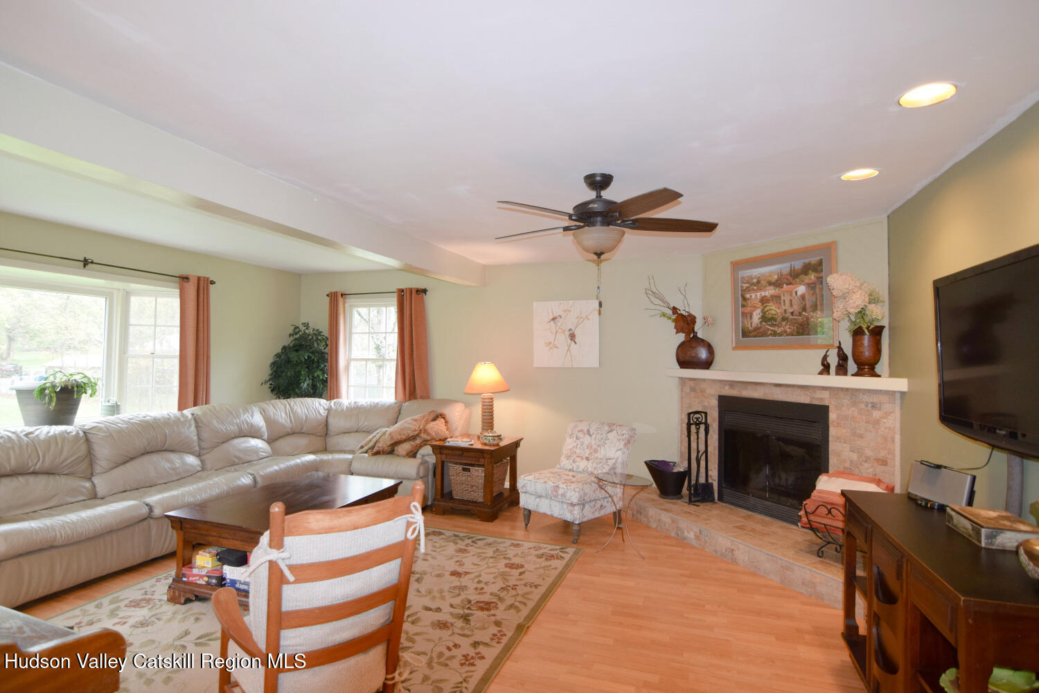 32 Old Rte 199 Red Hook, NY 12571 - Photo 13 of 34 living room