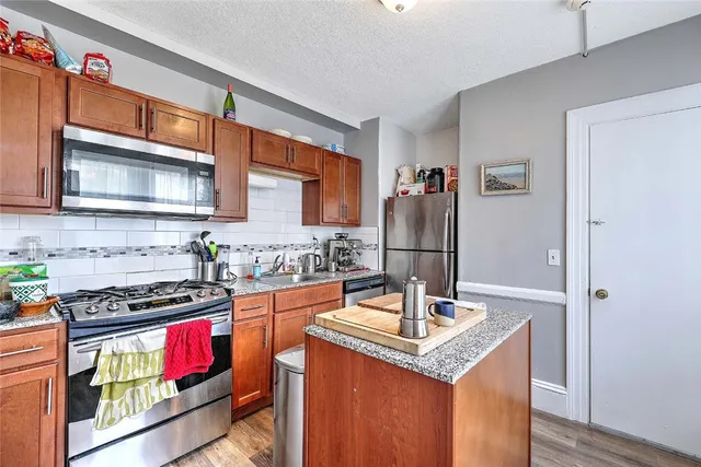 $2,975,000 | 134 Irving Avenue, Providence, RI 02906