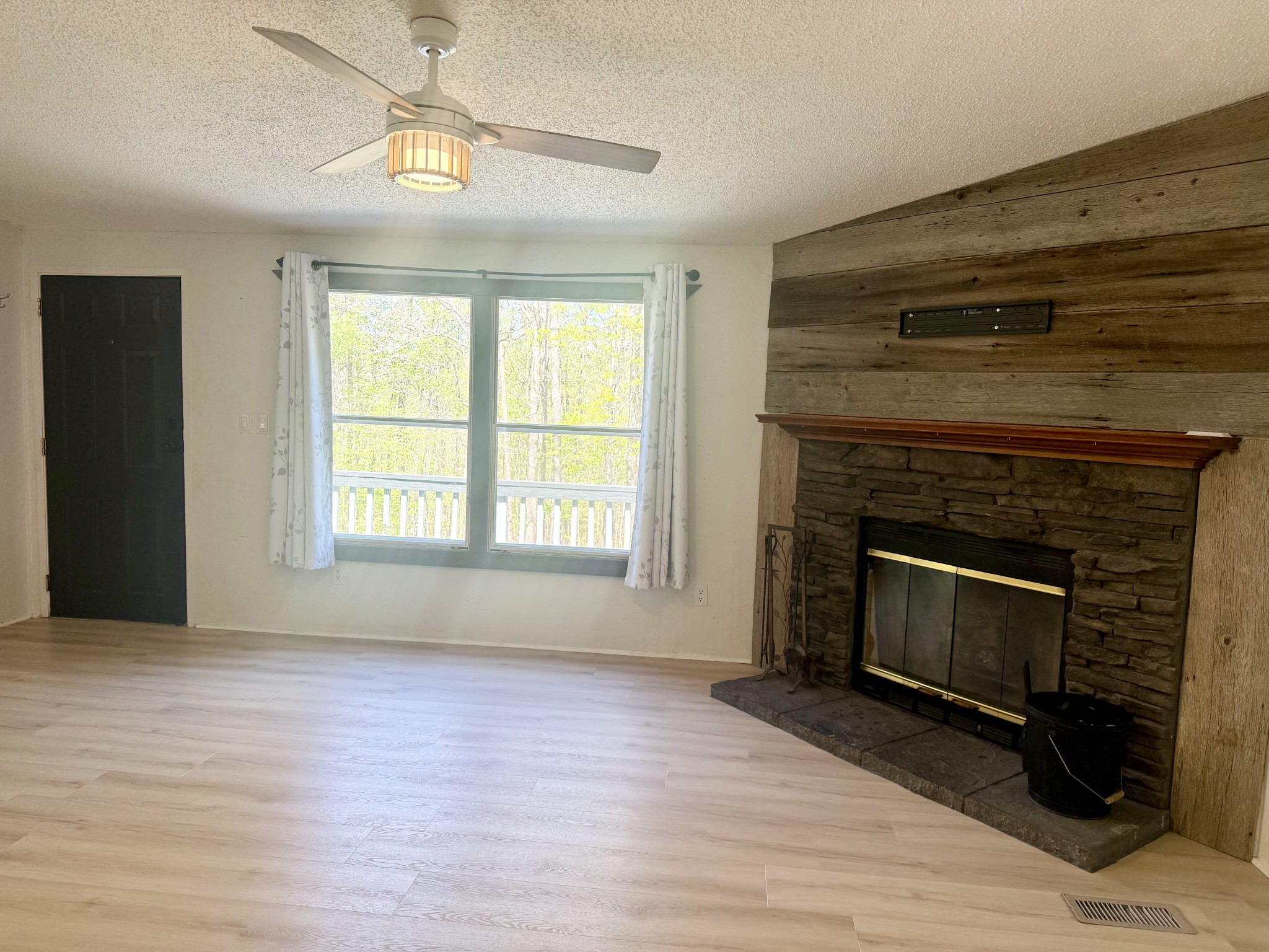 119 West Richview Road Cumberland City, TN 37050 - Photo 13 of 50