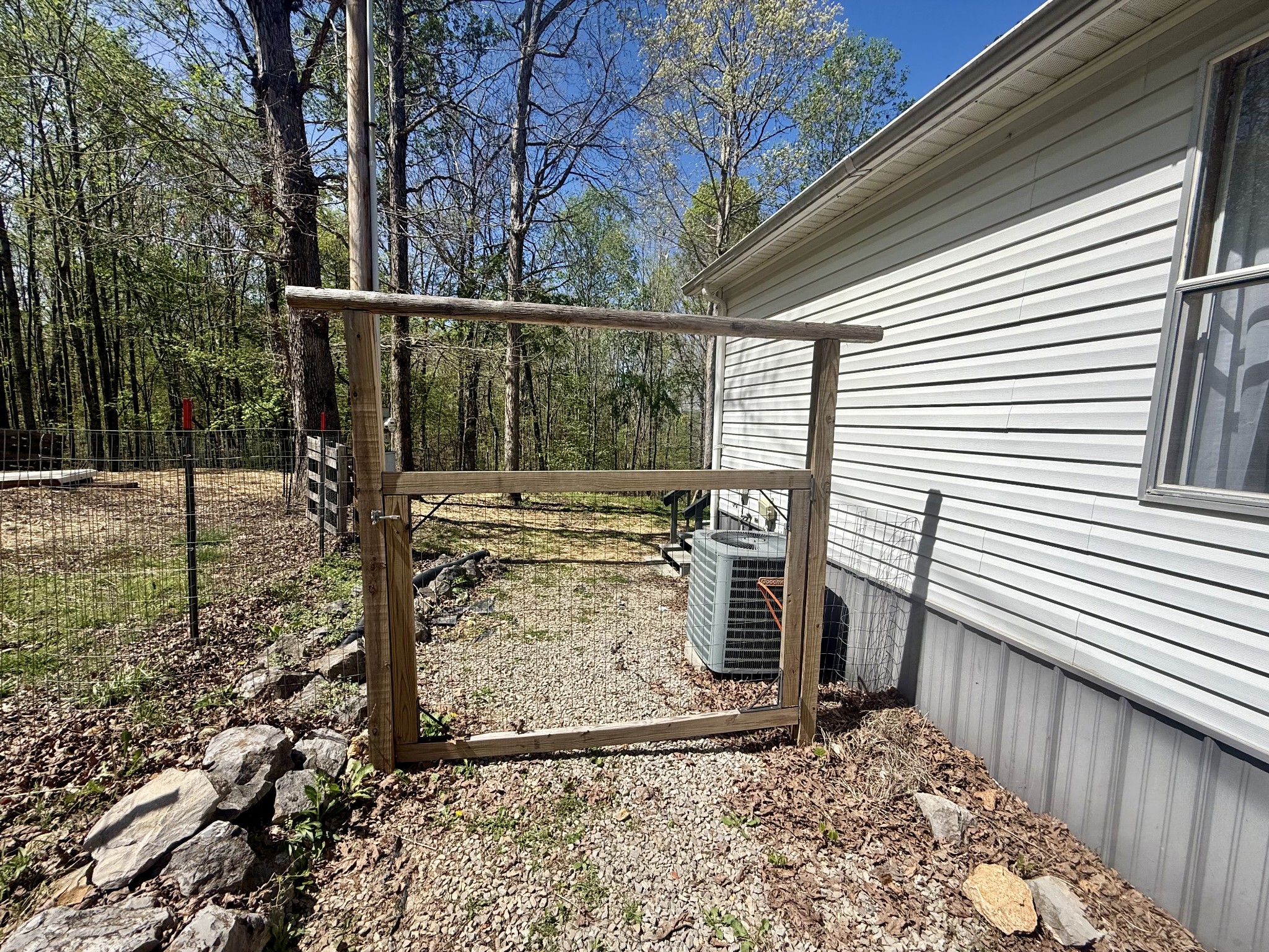 119 West Richview Road Cumberland City, TN 37050 - Photo 4 of 50