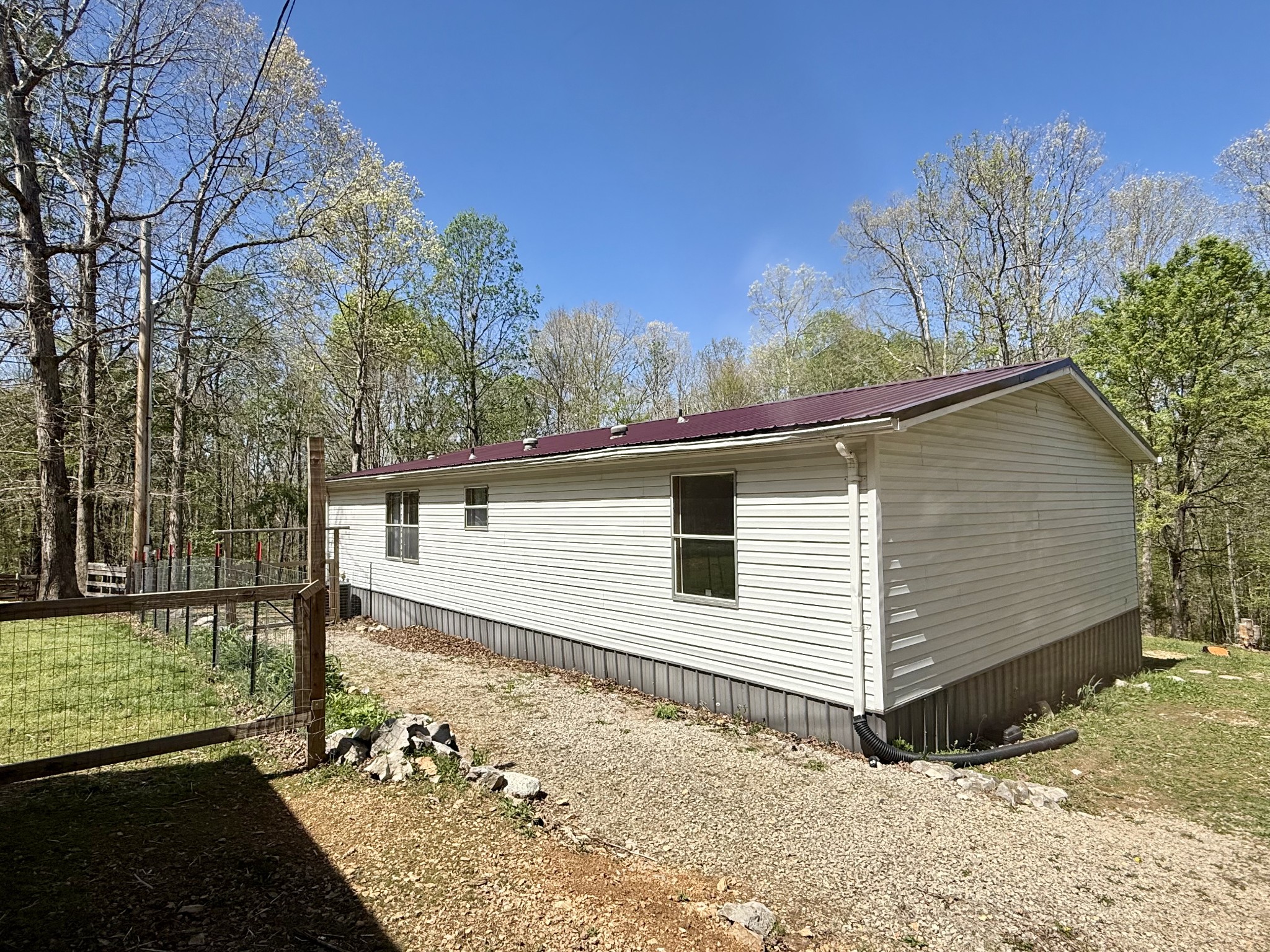119 West Richview Road Cumberland City, TN 37050 - Photo 6 of 50