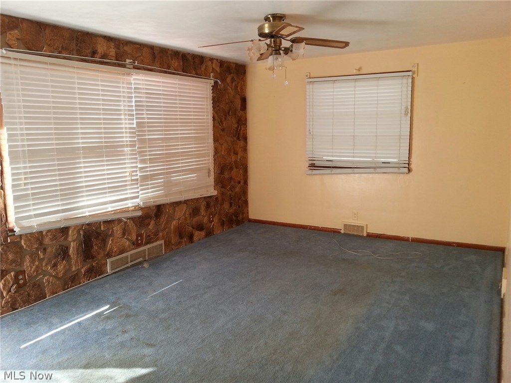 106 Spring Street Follansbee, WV 26037 - Photo 3 of 13 Gallery Image 3