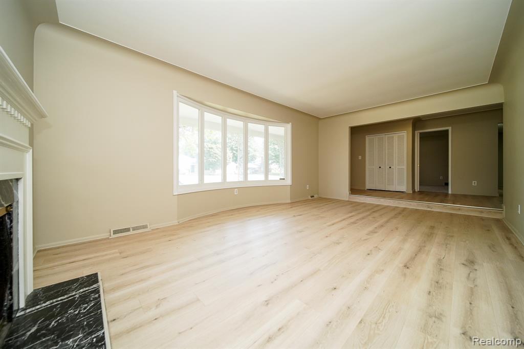 2949 Lacota Road Waterford, MI 48328 - Photo 25 of 67 Gallery Image 25