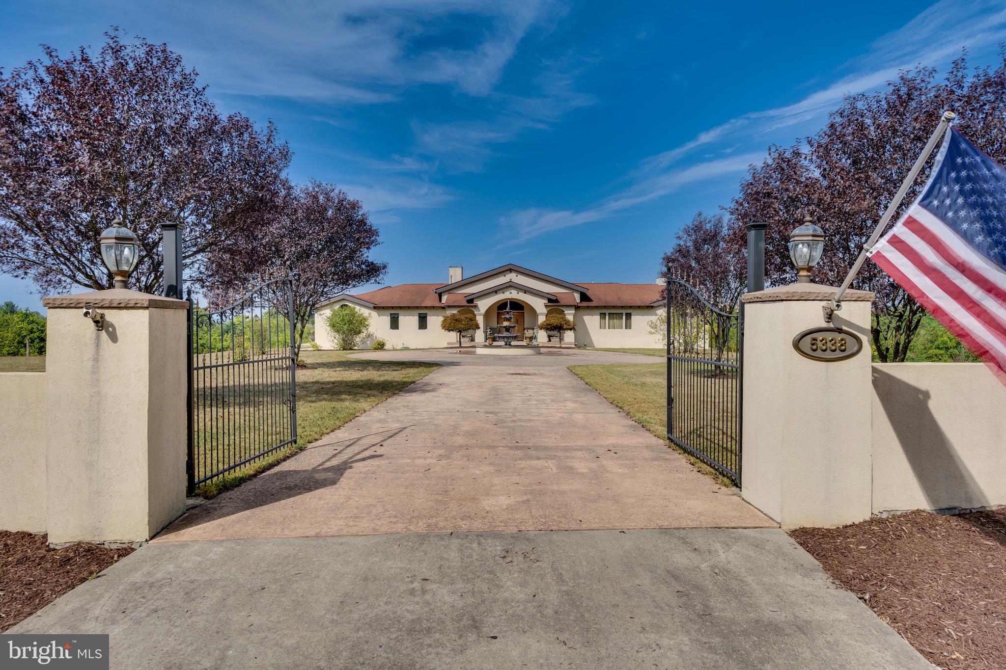 5338 Hines Road Frederick, MD 21704 - Photo 4 of 34 Front gate