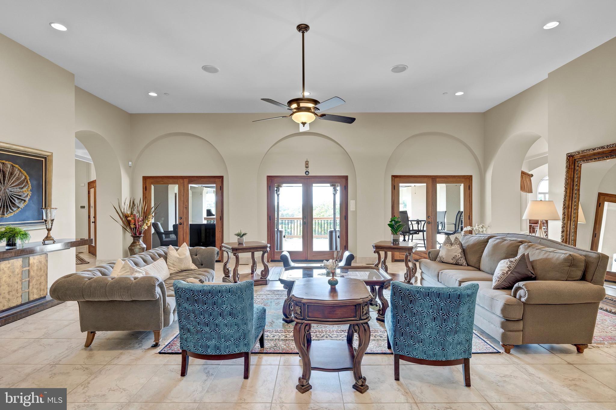 5338 Hines Road Frederick, MD 21704 - Photo 5 of 34 Living room