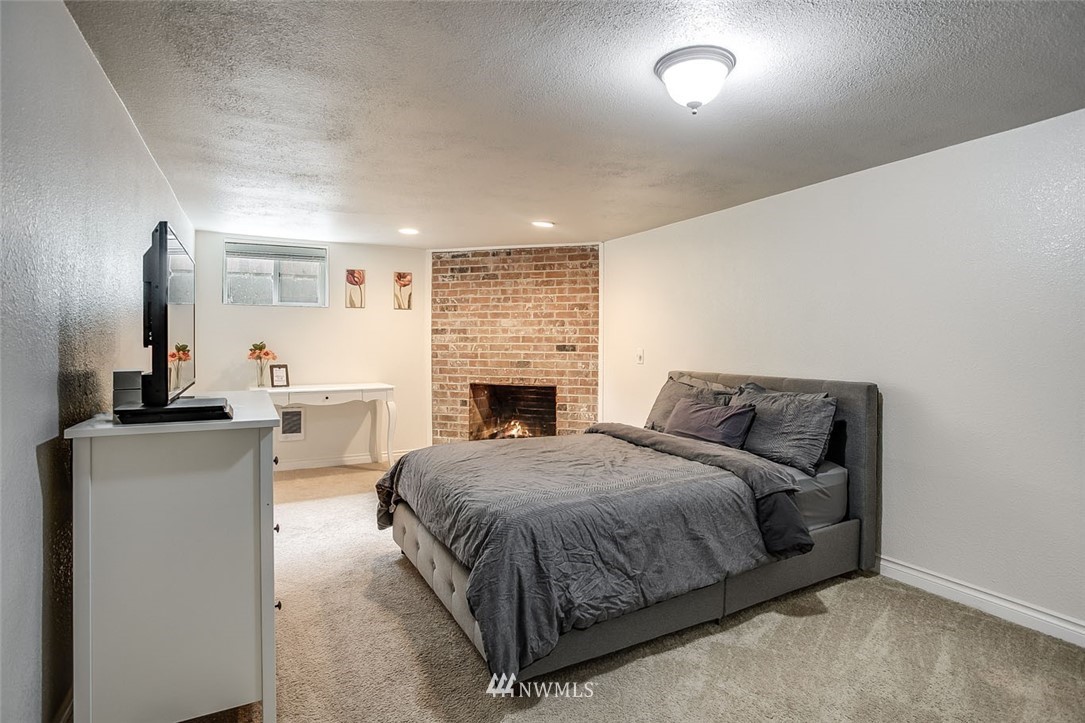 7335 Dumar Way Southwest Seattle, WA 98106 - Photo 21 of 25 Gallery Image 21