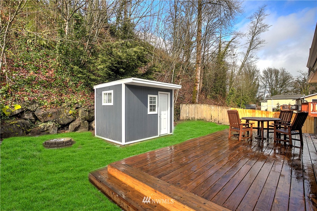 7335 Dumar Way Southwest Seattle, WA 98106 - Photo 22 of 25 Gallery Image 22