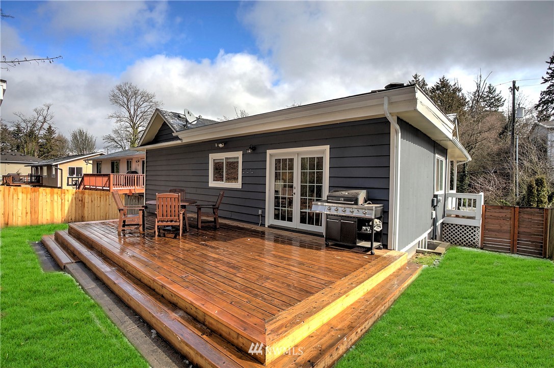 7335 Dumar Way Southwest Seattle, WA 98106 - Photo 24 of 25 Gallery Image 24