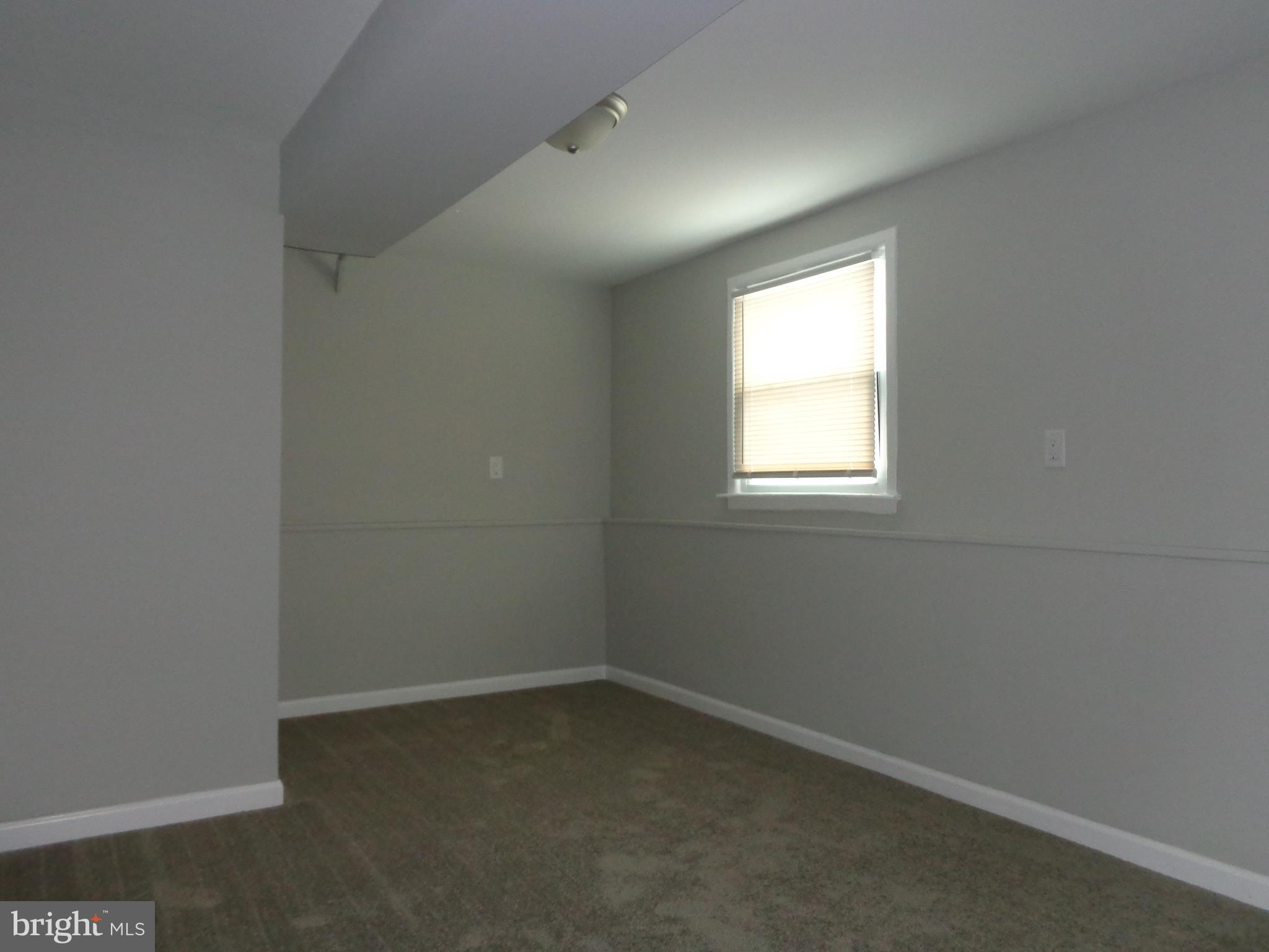 1042 Crest Road Pine Hill, NJ 08021 - Photo 14 of 25