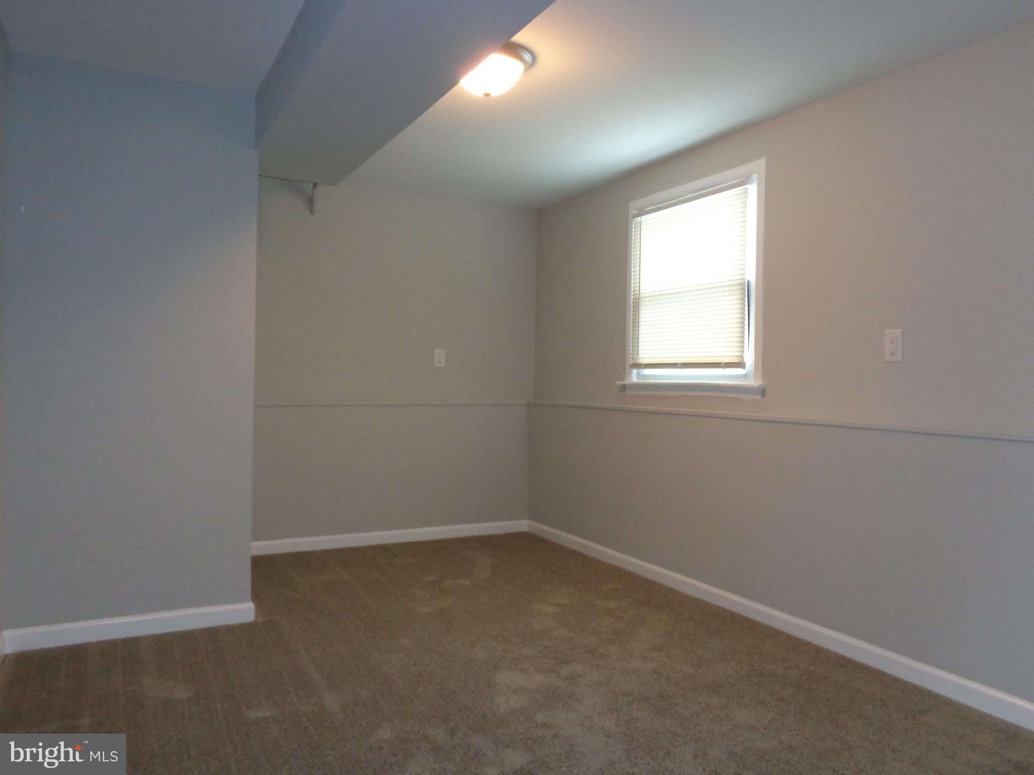 1042 Crest Road Pine Hill, NJ 08021 - Photo 15 of 25