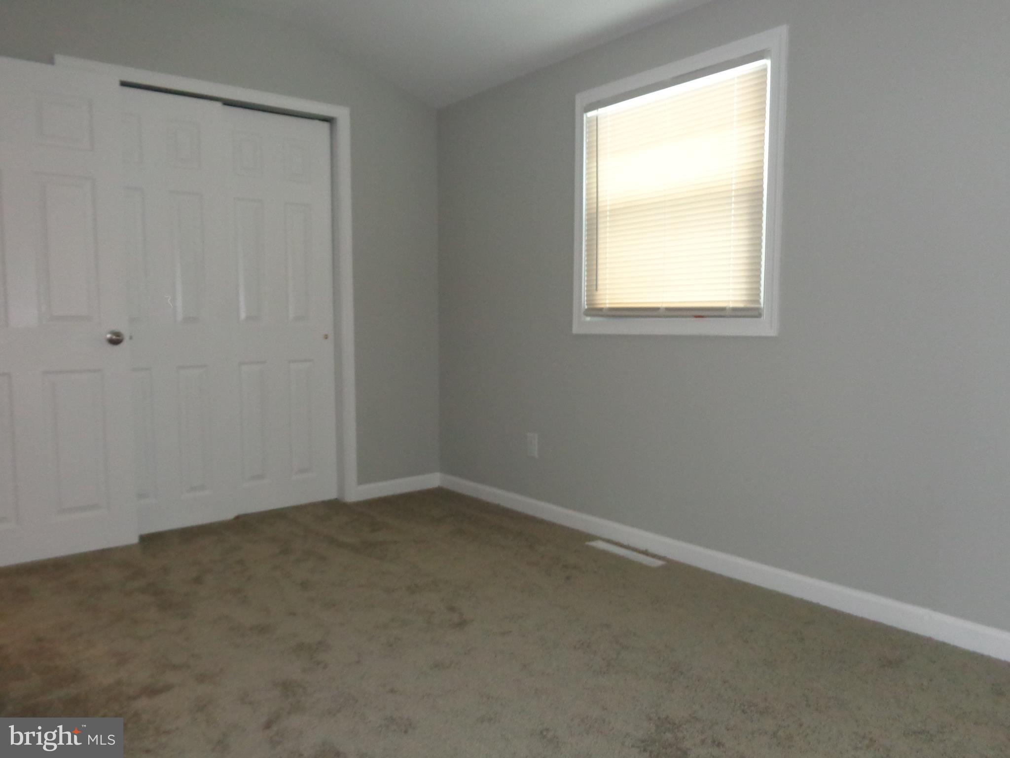 1042 Crest Road Pine Hill, NJ 08021 - Photo 17 of 25