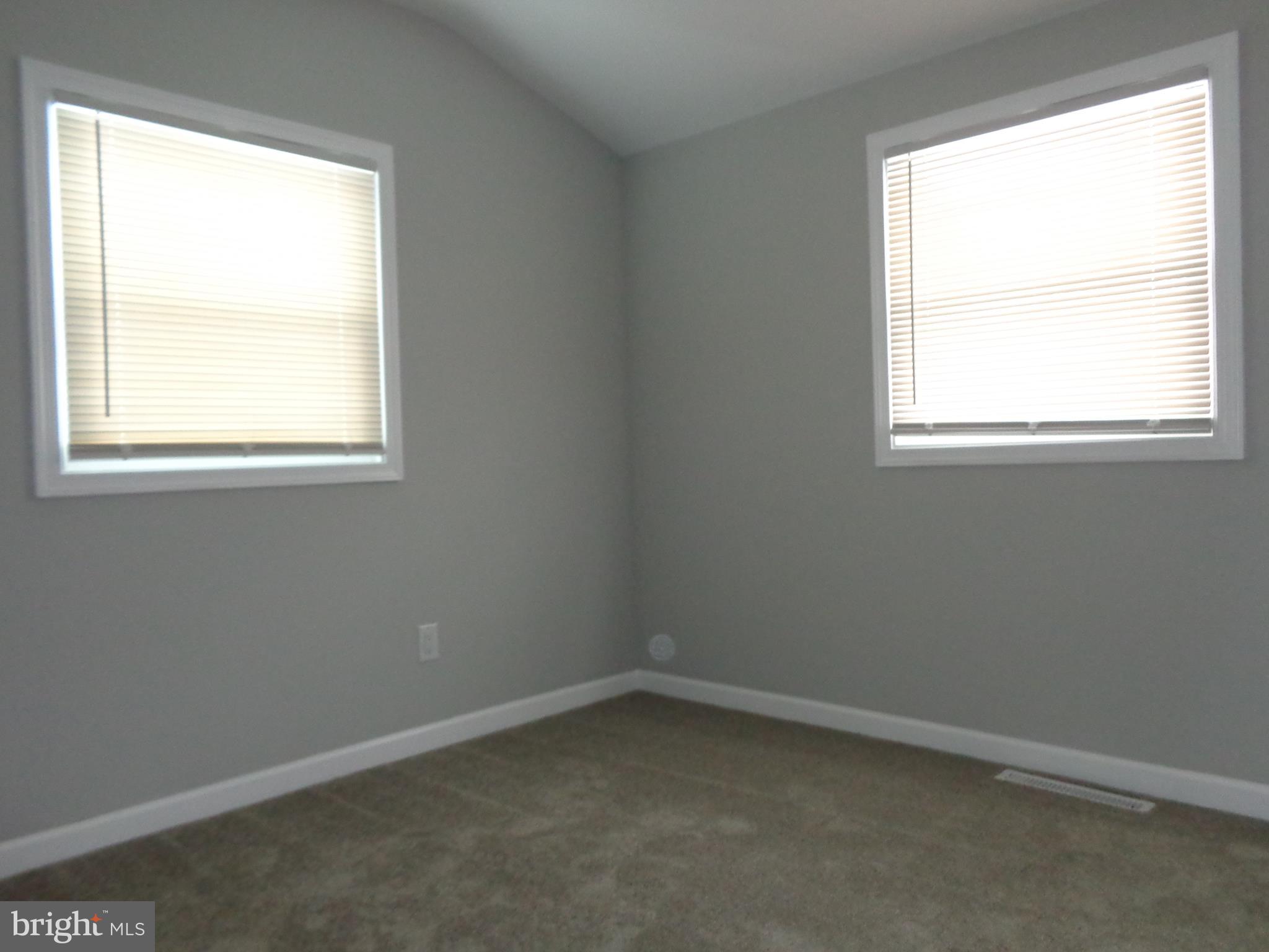 1042 Crest Road Pine Hill, NJ 08021 - Photo 18 of 25