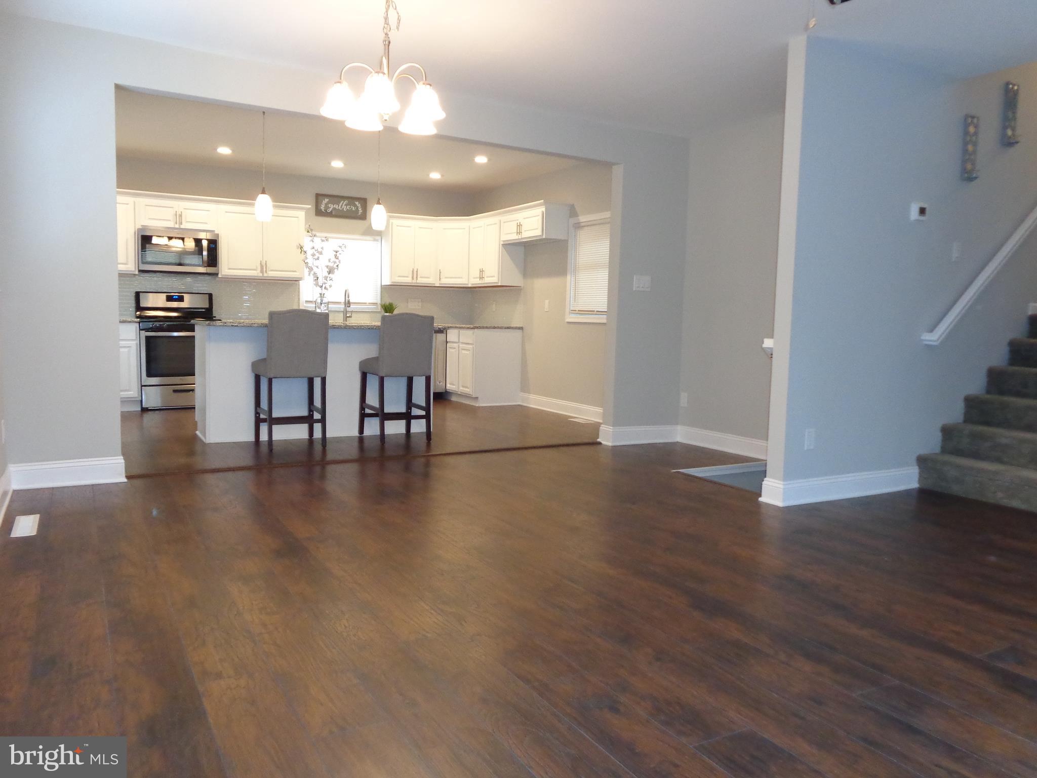 1042 Crest Road Pine Hill, NJ 08021 - Photo 4 of 25