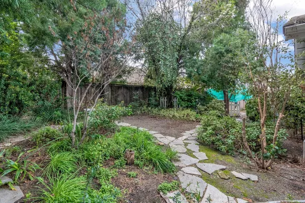 $455,000 | 2746 Beverly Avenue, Clovis, CA 93611