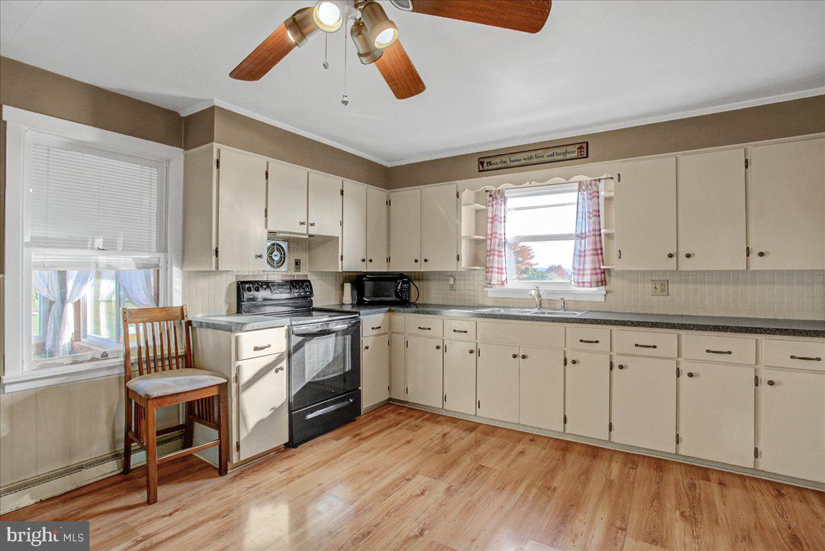 608 Crystal Cave Road Kutztown, PA 19530 - Photo 7 of 24 Gallery Image 7