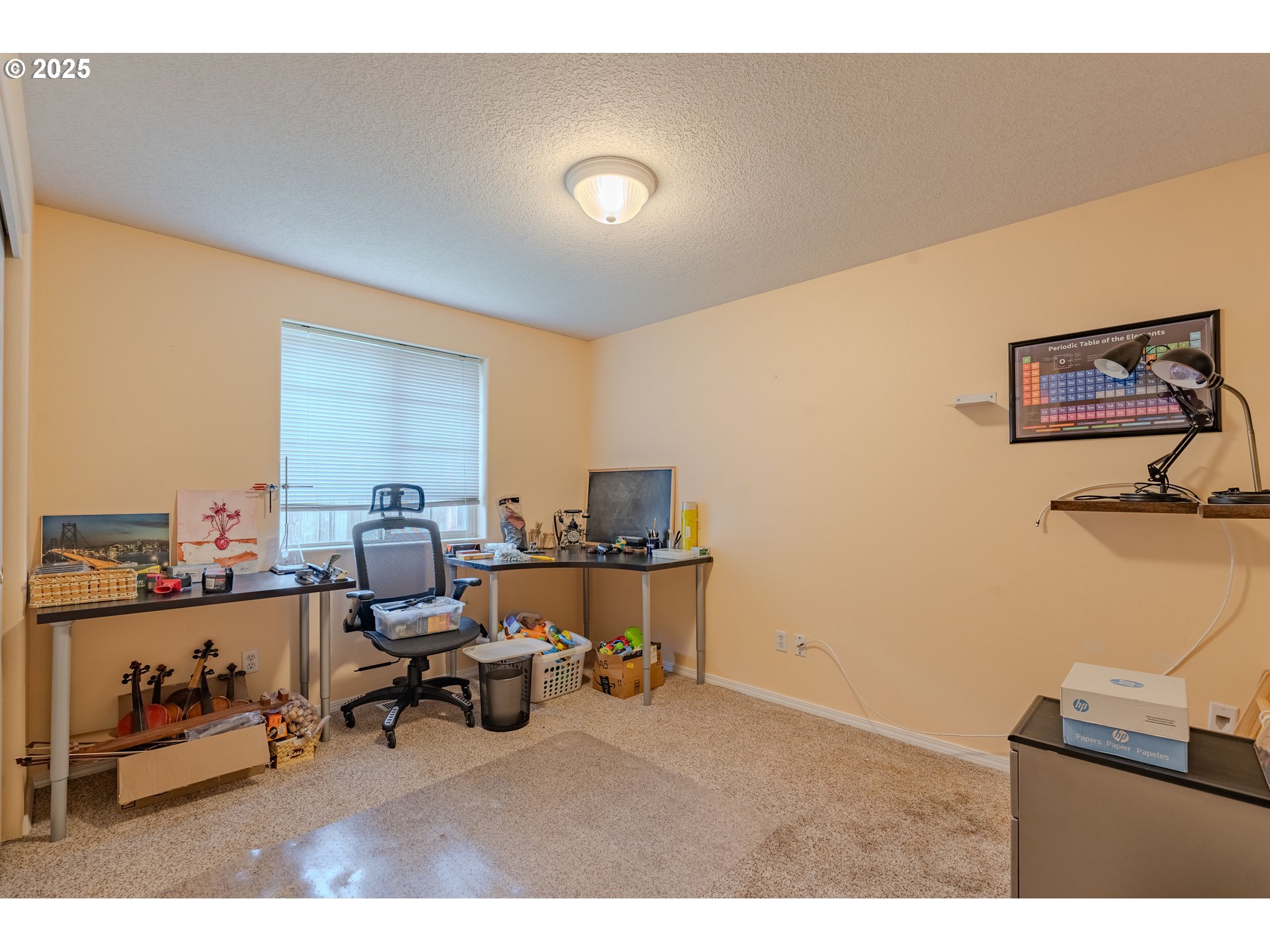 13307 Northeast 77th Street Vancouver, WA 98682 - Photo 21 of 33 a living room with furniture and a window