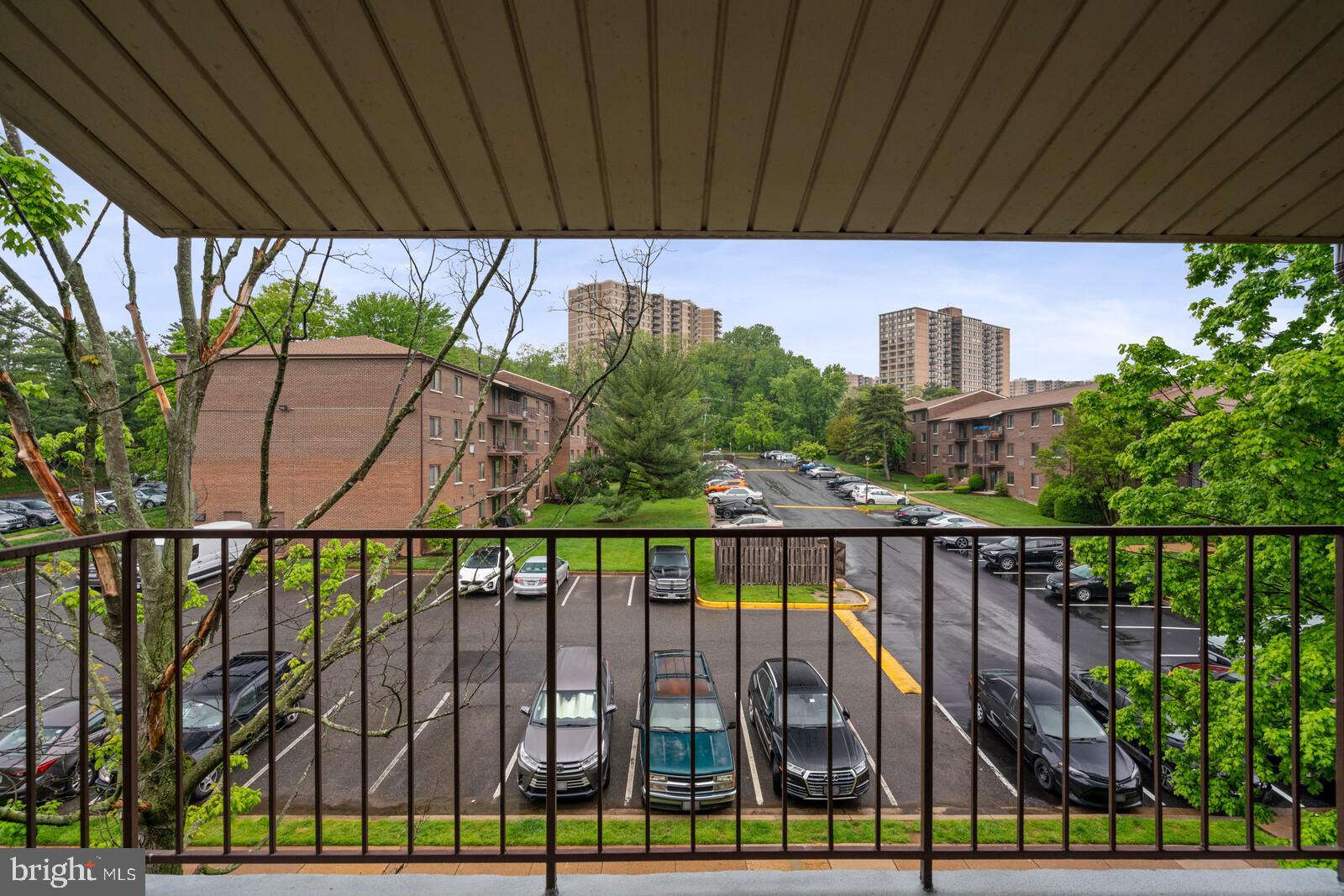 6260 Edsall Road, Unit 404 Alexandria, VA 22312 - Photo 27 of 28 Privacy off balcony