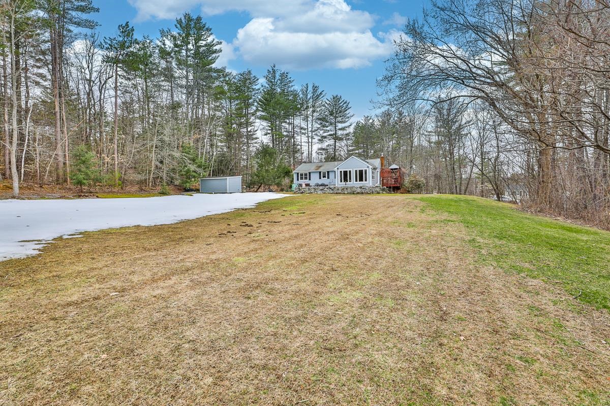 6 Huckleberry Road Raymond, NH 03077 - Photo 8 of 40