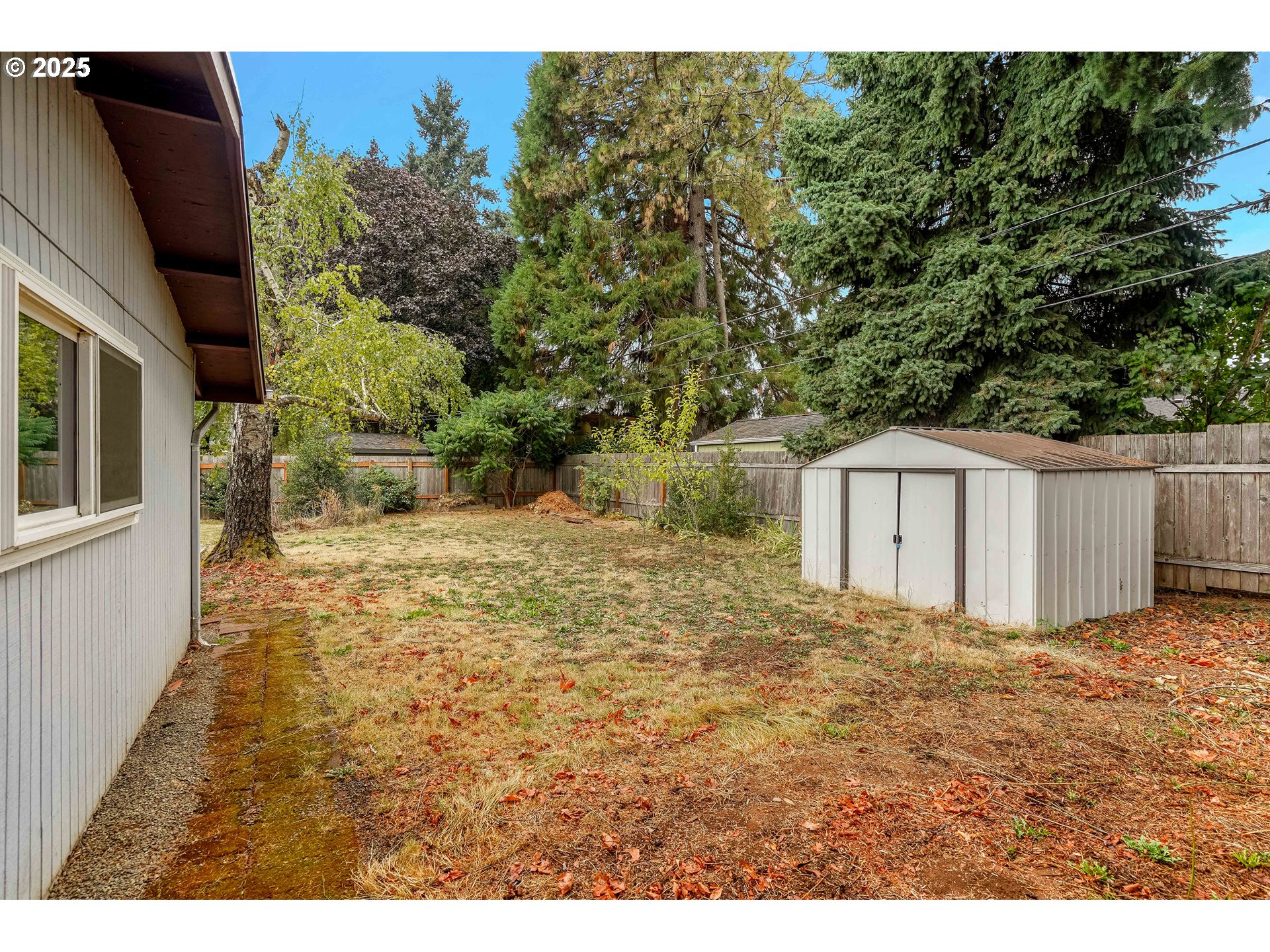 4627 2nd Way Southeast Salem, OR 97302 - Photo 48 of 48 a view of a yard in front of a house with a large tree