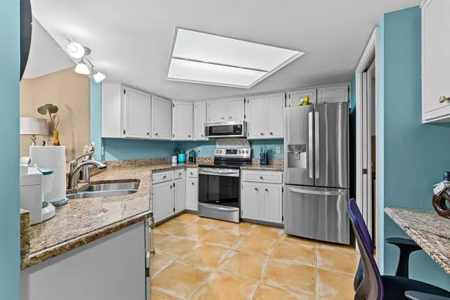 $3,200 | 1815 Mooringline Drive, Unit 2E, Vero Beach, FL 32963