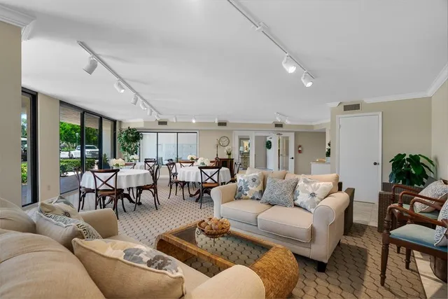 $3,200 | 1815 Mooringline Drive, Unit 2E, Vero Beach, FL 32963