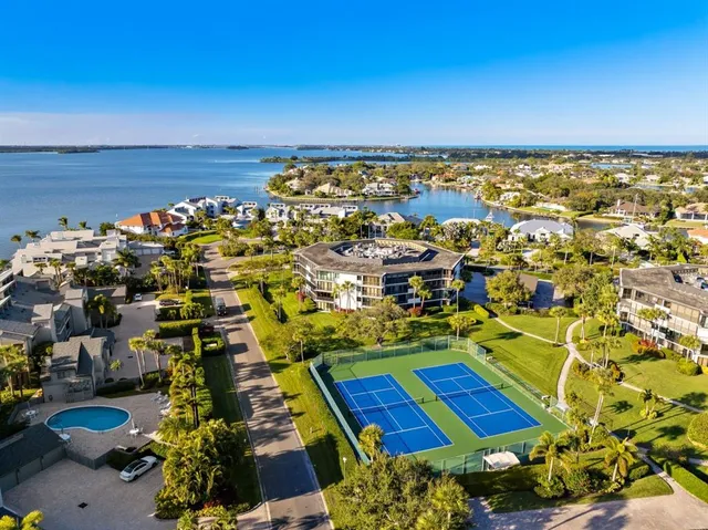 $3,200 | 1815 Mooringline Drive, Unit 2E, Vero Beach, FL 32963