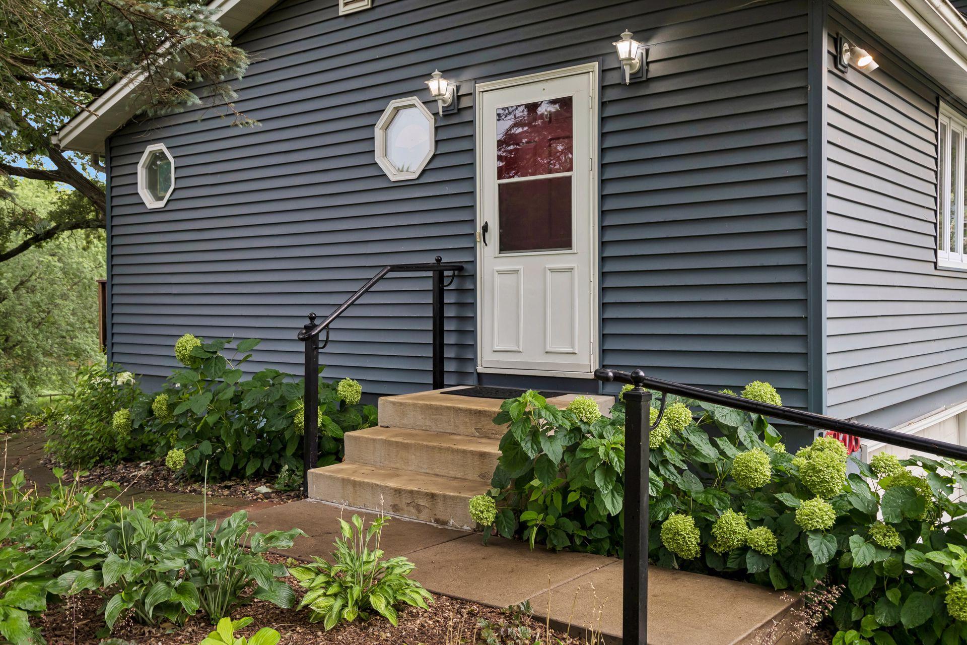 18503 Hanus Road Minnetonka, MN 55345 - Photo 2 of 38 Gallery Image 2