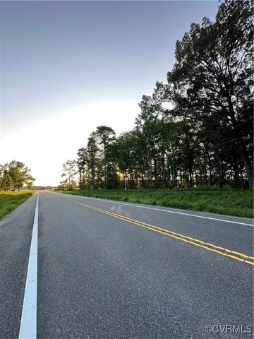 a view of a tennis court