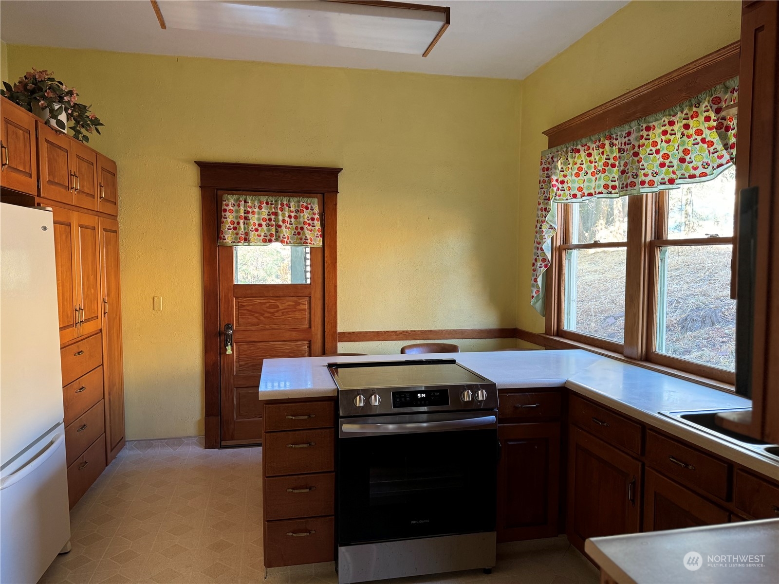 120 Weinhard Road Dayton, WA 99328 - Photo 15 of 38