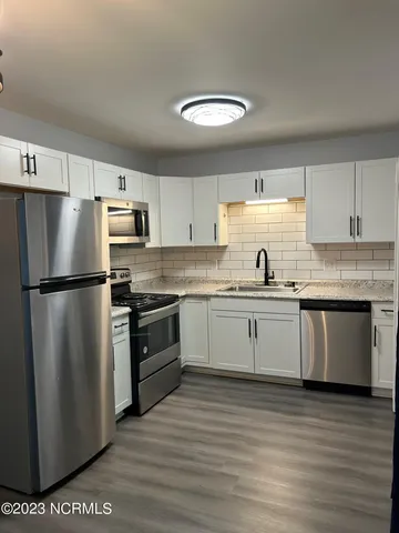 $1,450 | 2319 Boardwalk Avenue, Wilmington, NC 28403