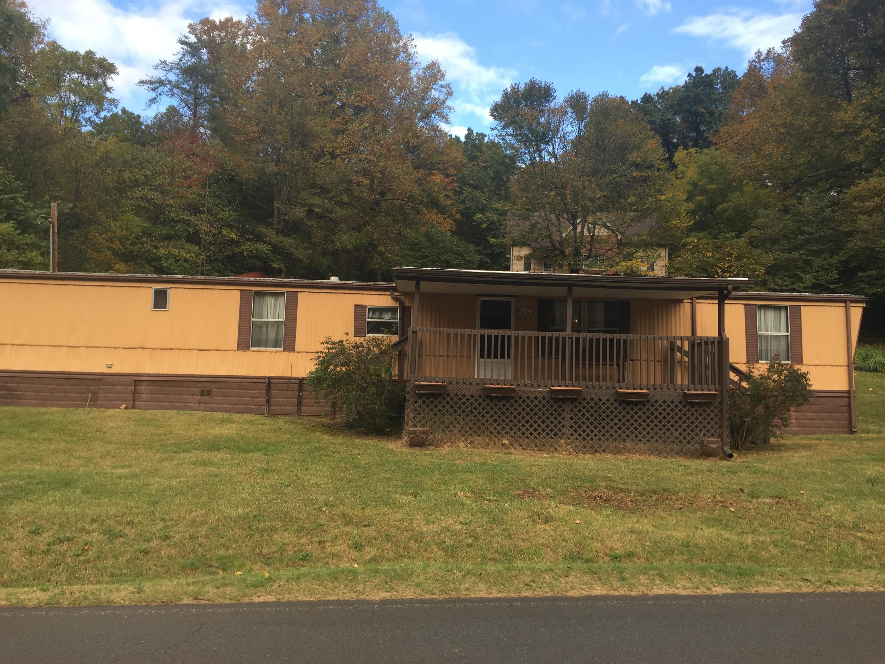 1532 Blue Springs Road Elizabethton, TN 37643 - Photo 2 of 18 jo2