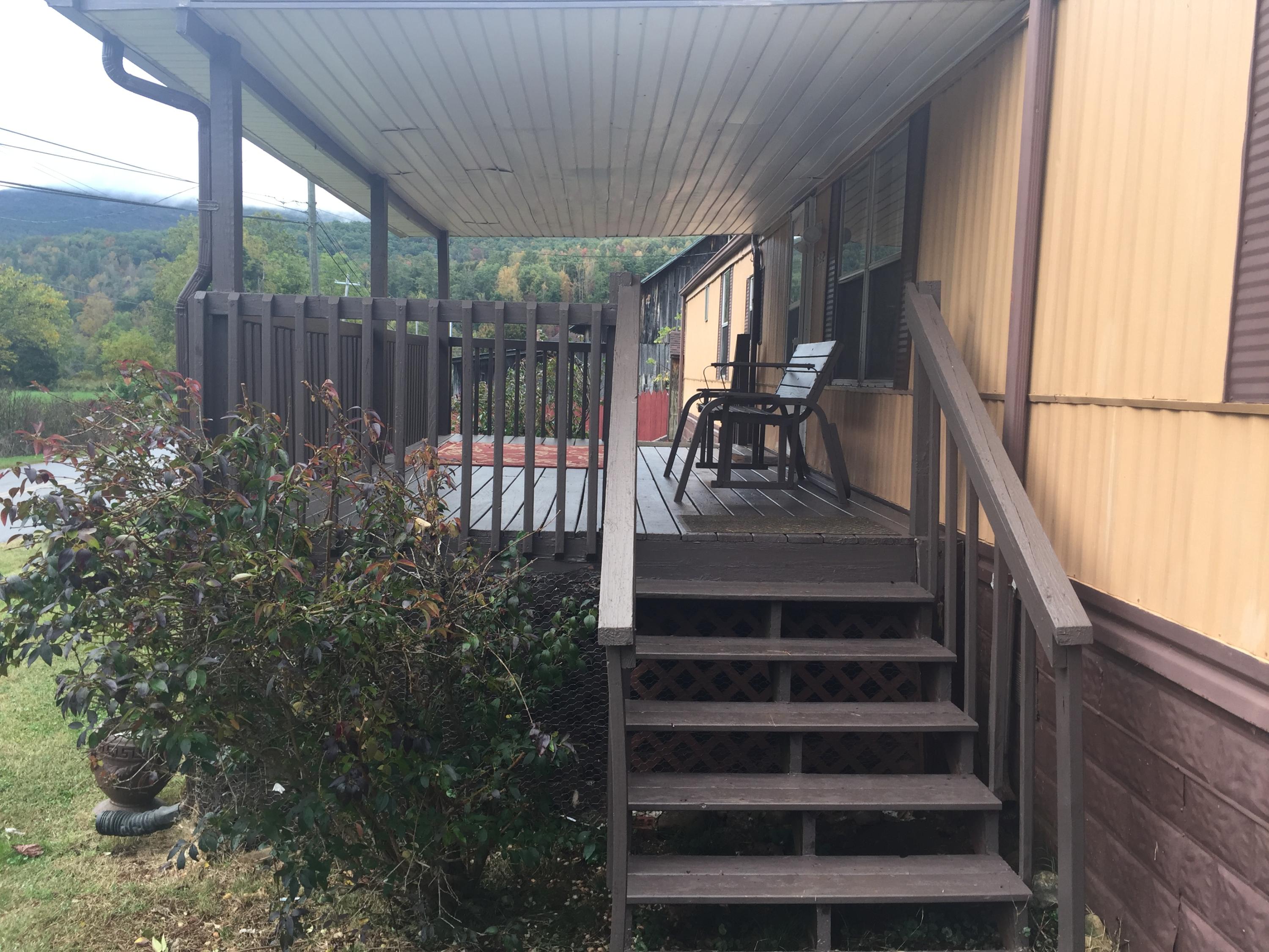 1532 Blue Springs Road Elizabethton, TN 37643 - Photo 3 of 18 Jo3