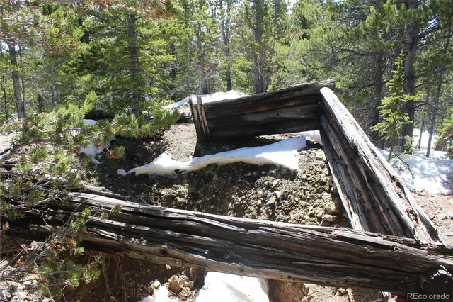 a view of a backyard of a house