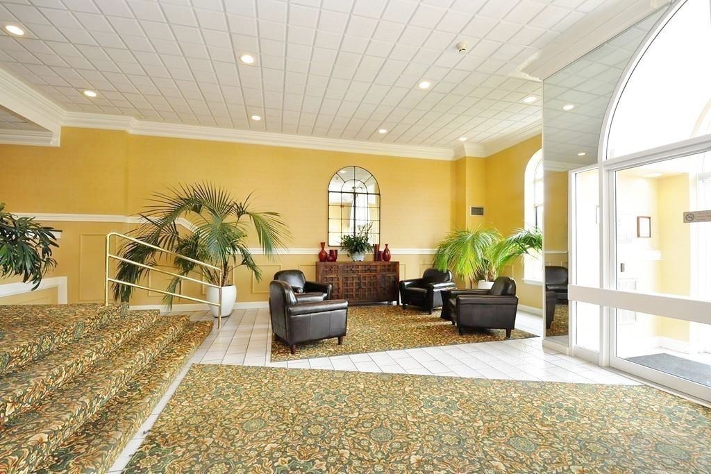 160 Commandants Way, Unit 207 Chelsea, MA 02150 - Photo 4 of 28 Gallery Image 4