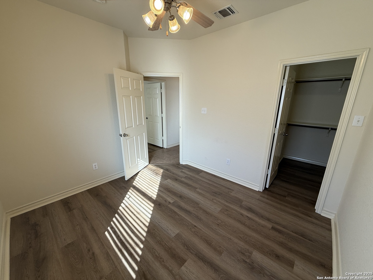 10226 Homburg Ranch Helotes, TX 78023 - Photo 18 of 39