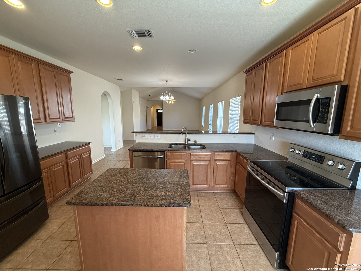 10226 Homburg Ranch Helotes, TX 78023 - Photo 6 of 39