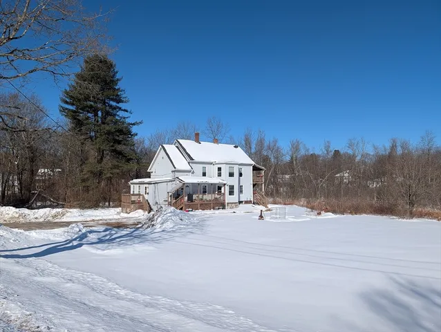 $1,450 | 9 Turnpike Road, Unit 2, Turners Falls, MA 01376