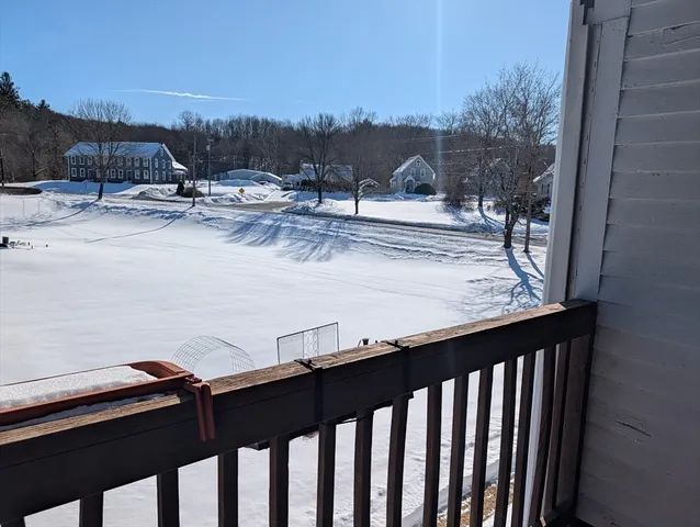 $1,450 | 9 Turnpike Road, Unit 2, Turners Falls, MA 01376