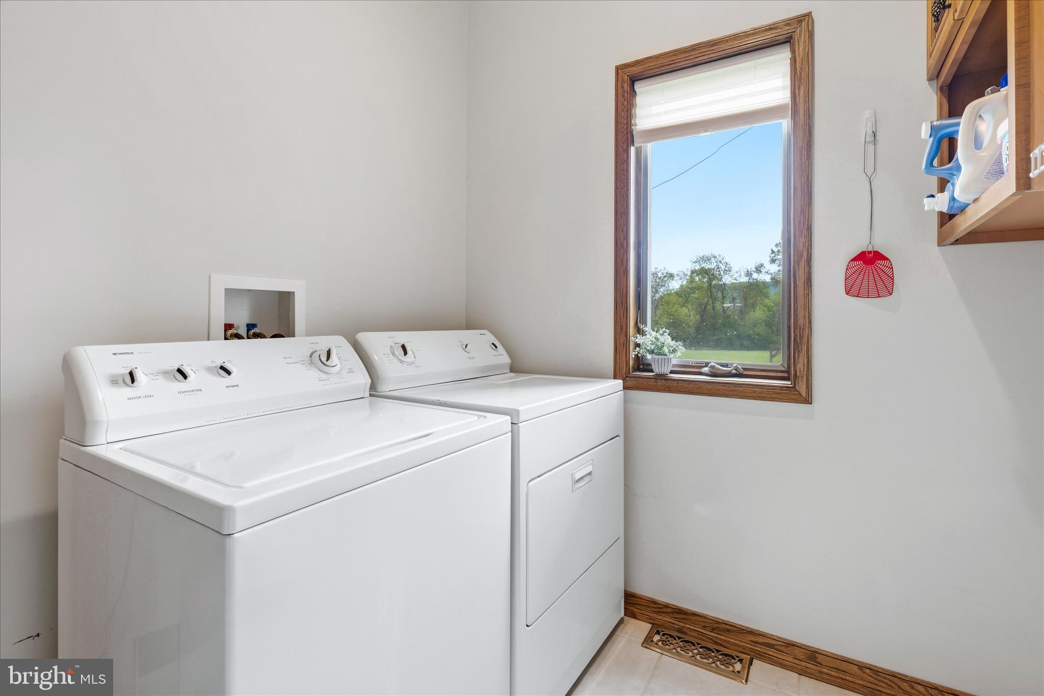 11820 Shimpstown Road Mercersburg, PA 17236 - Photo 28 of 75 a utility room with dryer and washer