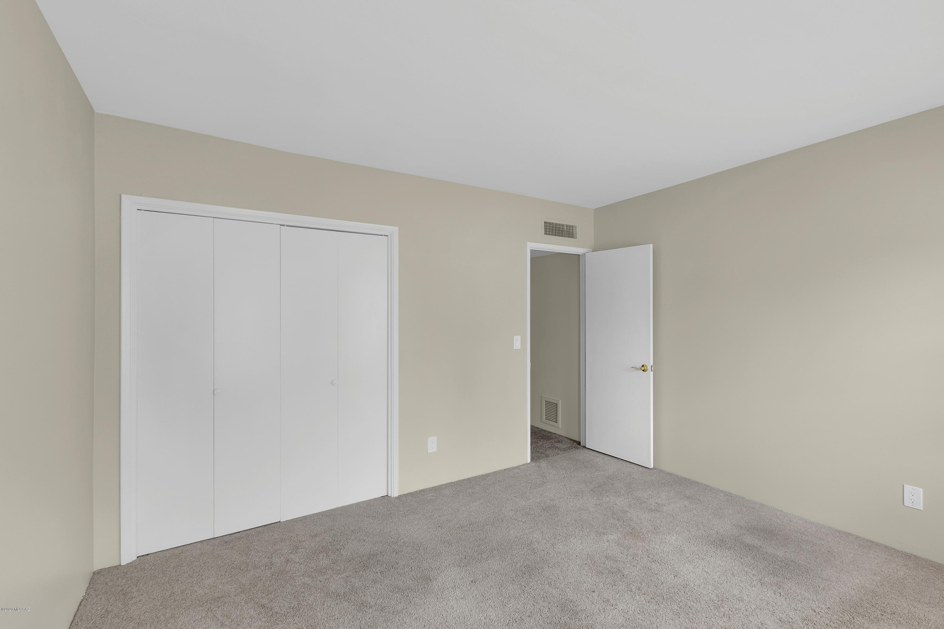 660 East River Road, Unit U Tucson, AZ 85704 - Photo 17 of 22