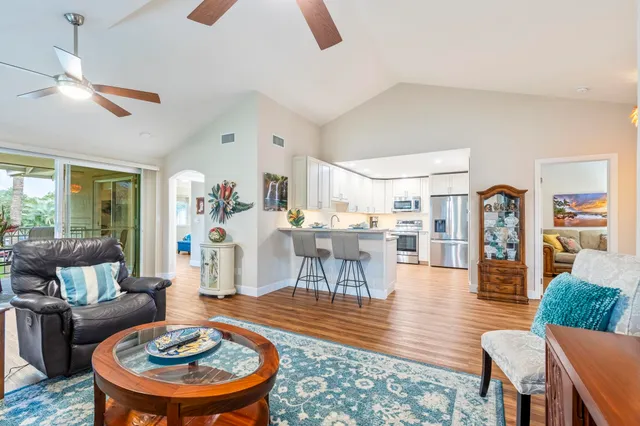 $1,290,000 | 16 Kai Makani Loop, Unit D201, Kihei, HI 96753