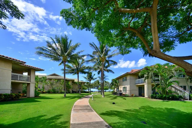 $1,290,000 | 16 Kai Makani Loop, Unit D201, Kihei, HI 96753