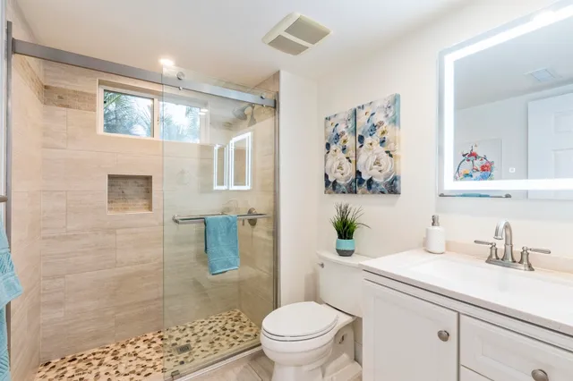 $1,290,000 | 16 Kai Makani Loop, Unit D201, Kihei, HI 96753