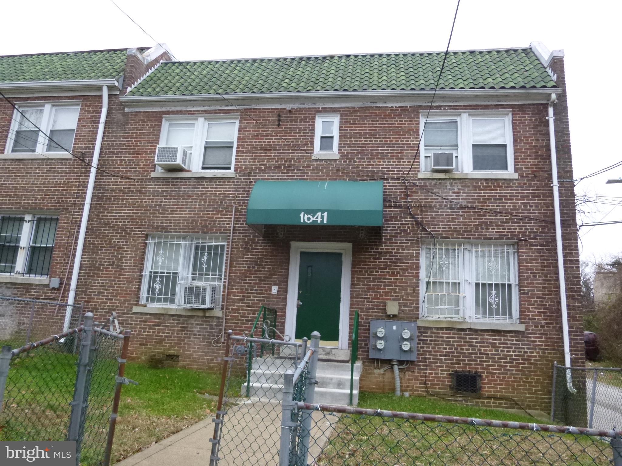 1641 V Street Southeast Washington, DC 20020 - Photo 2 of 5