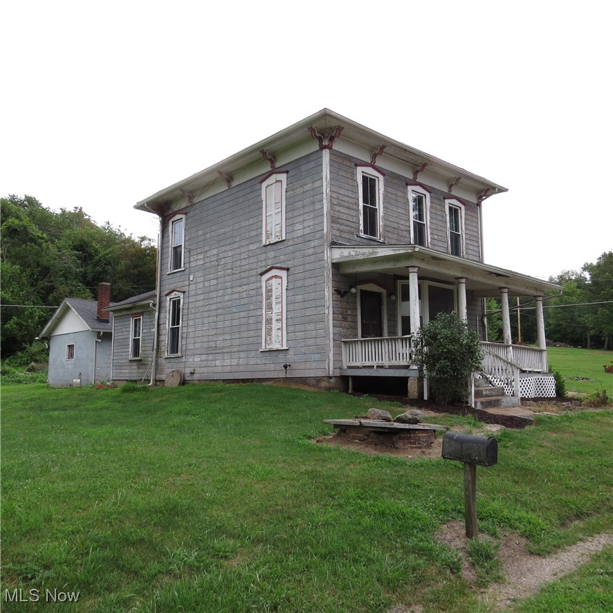 9218 Deacon Road Southwest Bowerston, OH 44695 - Photo 3 of 40