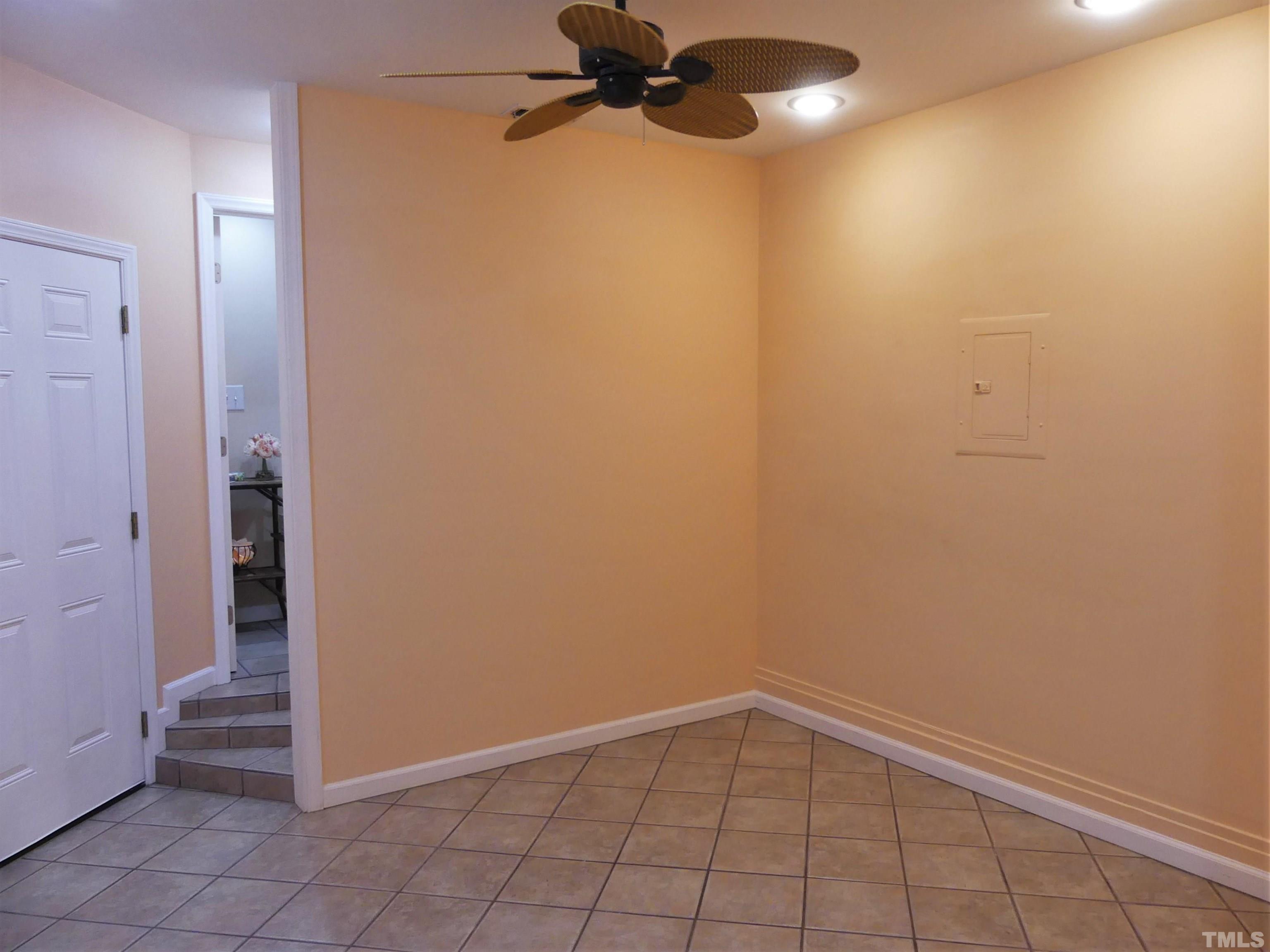 5204 Blakeley Lane Raleigh, NC 27613 - Photo 21 of 28